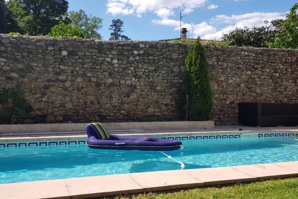 St Jean Du Gard : Spacious Apartment With Use Of Pool แซ็ง-ฌอง-ดู-การ์ ภายนอก รูปภาพ